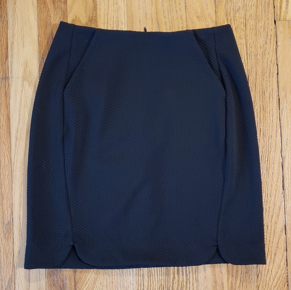 LC Lauren Conrad Textured Black Mini Skirt, Size 2